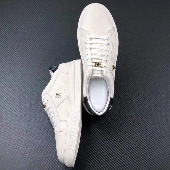 Louis Vuitton shoes for men - Picture 3 of 7